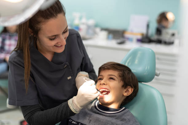 Best Cosmetic Emergency Dentistry in Farngton, MI